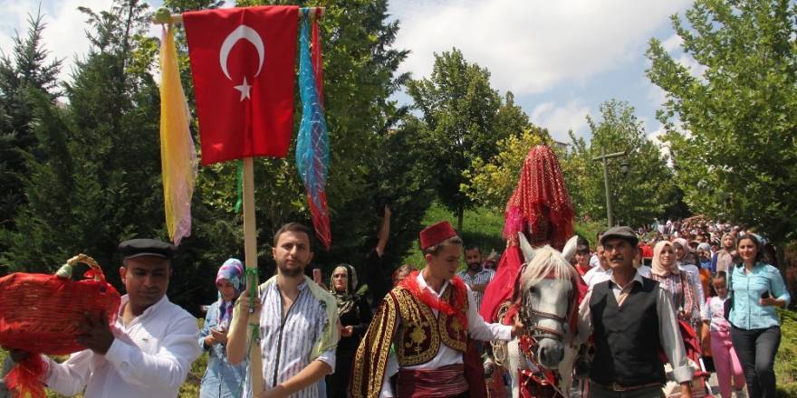 ANKARA'DA GELENEKSEL KÖY DÜĞÜNÜ