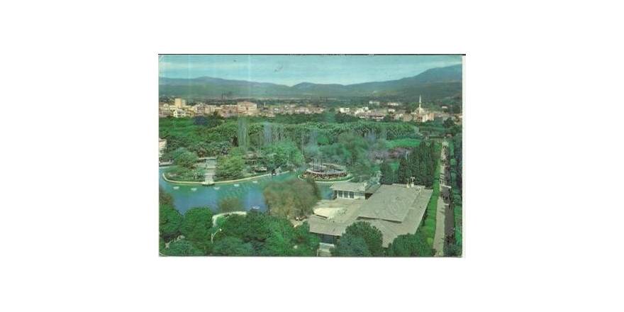 KÜLTÜRPARK'TA TARİHİ BİNALAR BELEDİYE TARAFINDAN YIKILIYOR