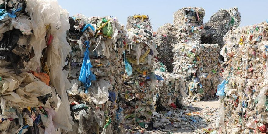 Greenpeace görmezden gelmedi: İzmir'deki plastik atıklarla ilgili suç duyurusu