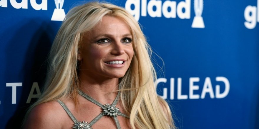 Britney Spears'ın yaşadığı psikolojik sorunlar sahneden kopardı!