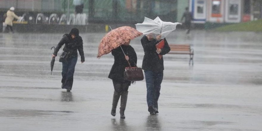 Japonya'daki tayfunun bilançosu: 18 ölü, 149 yaralı