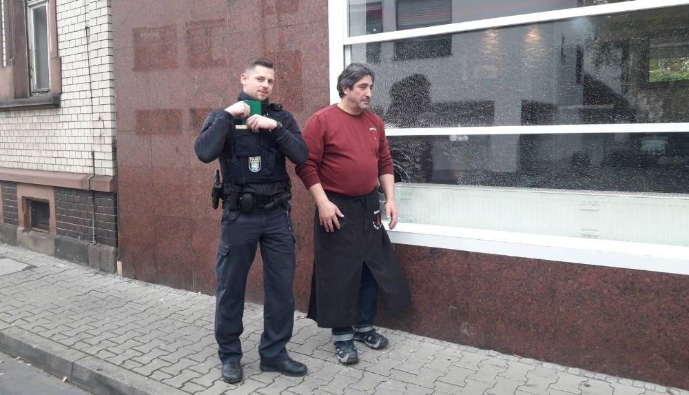 Alman ırkçılar, Türk lokantasına saldırdı