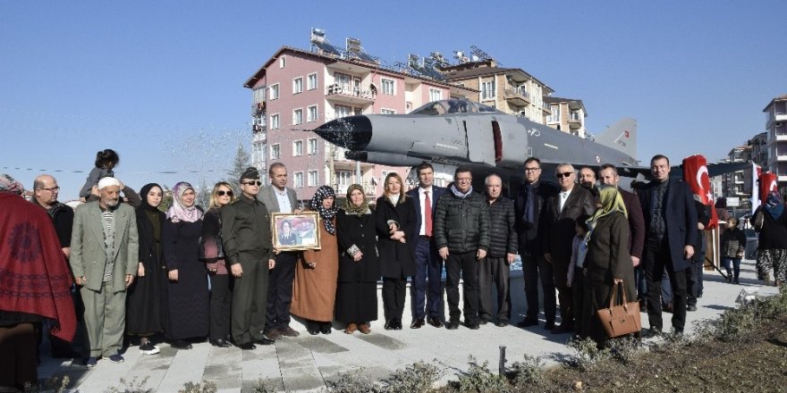 Türkiye'nin ilk şehit kadın pilotunun adı yaşayacak