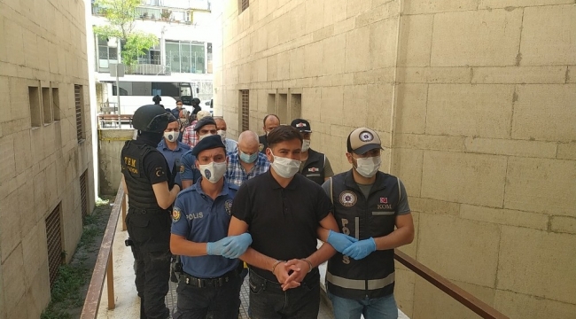 Bursa'da FETÖ operasyonunda 8 tutuklama