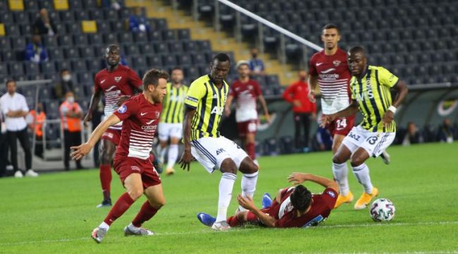 Fenerbahçe, 9 kişi kalan Hatayspor'a gol atamadı