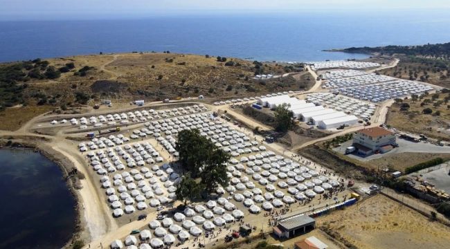Mülteci kampında 243 kişide Covid-19 tespit edildi