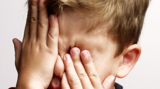 ''30 yıl sonra her 2 kişiden biri miyop olabilir"