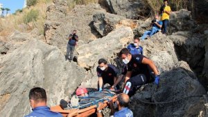 Antalya'da falezlerde can pazarı