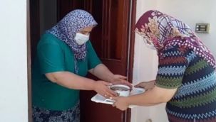 Aşureyle birlikte, korona da dağıttı!