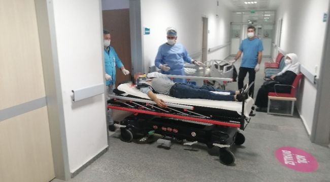 Barışmaya gelen boşandığı kocasını tüfekle vurdu