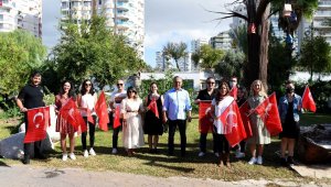 Başkan Uysal, gezginlerle buluştu