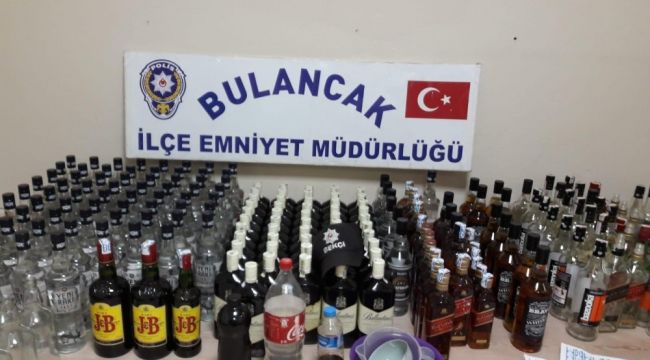 Bulancak'ta çok sayıda kaçak içki ve sahte içki ele geçirildi