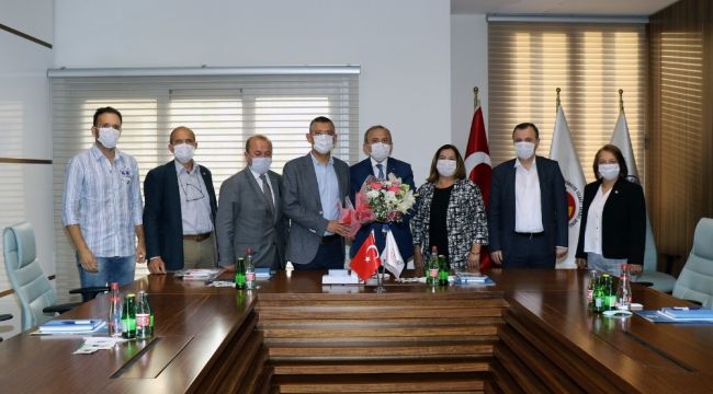 CHP Grup Başkanvekili Özel Manisa TSO'yu ziyaret etti