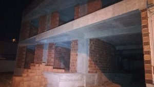 Elleri ve ayakları bağlı bulunan kız yalan söylemiş