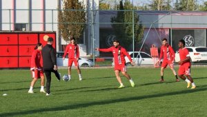 Eskişehirspor pas ve şut çalıştı