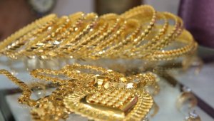 Gram altın fiyatında yıl sonu tahmini 525 lira