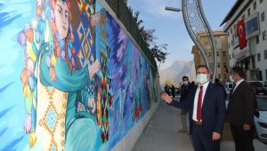 Hakkari'deki istinat davarları resimlerle süslendi