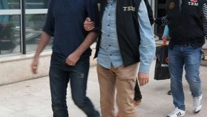 İzmir'de "Emniyetin FETÖ'cüleri" gözaltında