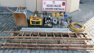 Kaçak define avcıları suçüstü yakalandı