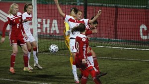 Kadın A Milli Takımı, Rusya'ya 4-2 yenildi