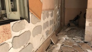 Kuşadası'nda 35 kişi hafif yaralandı, 100 hasarlı bina var