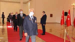 Mersin'de Cumhuriyet Bayramı sade bir törenle kutlandı