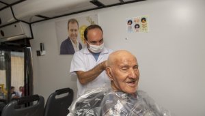 Mersin'de pandemi döneminde 'mobil kuaför' hizmeti