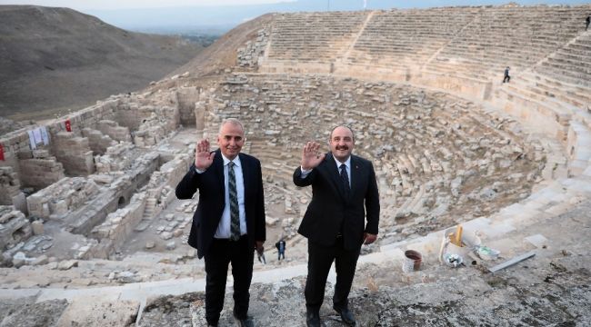 Mustafa Varank: Denizli Büyükşehir ile örnek bir işe imza atıyoruz