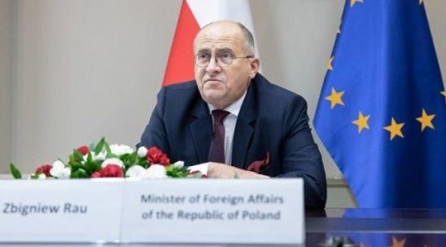 Polonya'da Dışişleri Bakanı Rau kendisini karantinaya aldı