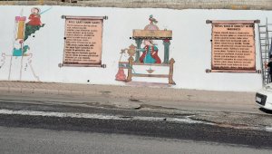 Sur'da trafo binaları ve duvarlar tarihi motiflerle süslendi