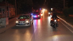 Tosya'da Cumhuriyet konvoyu düzenlendi