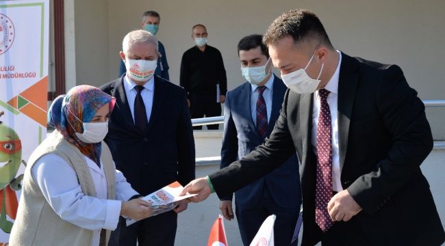3 bin adet "Gıdanı Koru" yazılı bez maske dağıtıldı