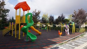 Akyurt'ta parklar yenilendi