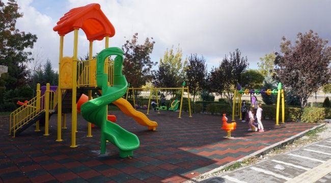 Akyurt'ta parklar yenilendi