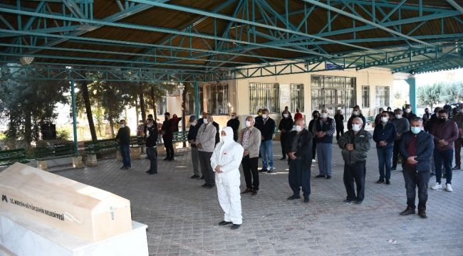 Aynı aileden 4 kişi korona kurbanı