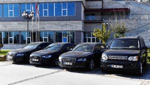 Ankara Büyükşehir Belediyesi'nden lüks araç satışı