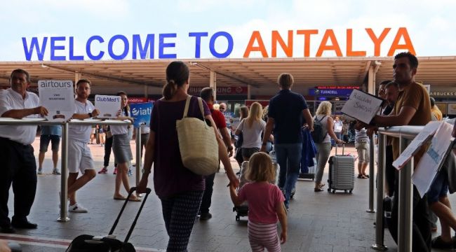Antalya 3 milyon 356 bin turist ağırladı