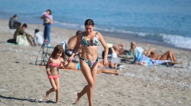 Antalya'da yaz manzarası
