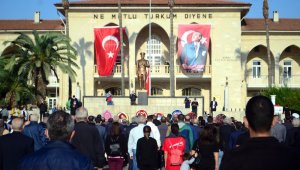 Atatürk, Mersin'de törenlerle anıldı