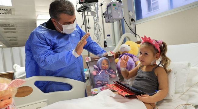 Ayda, Sağlık Bakanı Koca'dan oyuncak maymun istedi