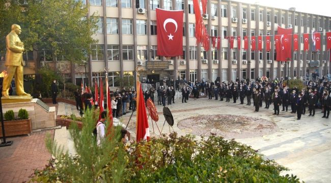 Aydın'da 10 Kasım Atatürk'ü Anma Töreni Gerçekleşti