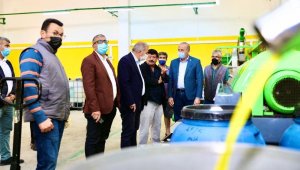 Başkan Atabay zeytinyağı fabrikalarını ziyaret etti