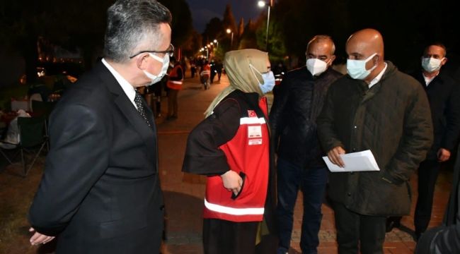 Başkan Bozkurt, İzmir deprem bölgesinde