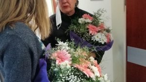 Başkan Soyer'den Öğretmenler Günü çiçeği