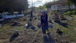 Belediye bakımını yapmayınca devreye kadınlar girdi