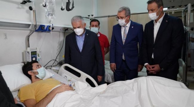 Binali Yıldırım'dan sağlık çalışanlarına teşekkür