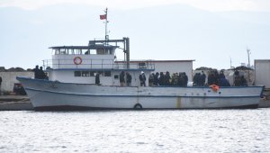 Bu tekneden kaçak 115 göçmen çıktı