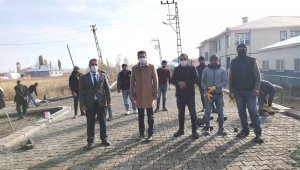 Bulanık Belediyesi kilitli parke taşı döşeme çalışmalarına hız verdi