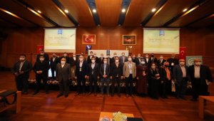 Bursa'da 10 şiir 10 şair etkinliği yapıldı