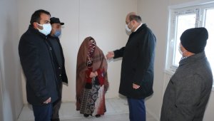 Deprem ve yangında evini kaybetti, Belediye sahip çıktı